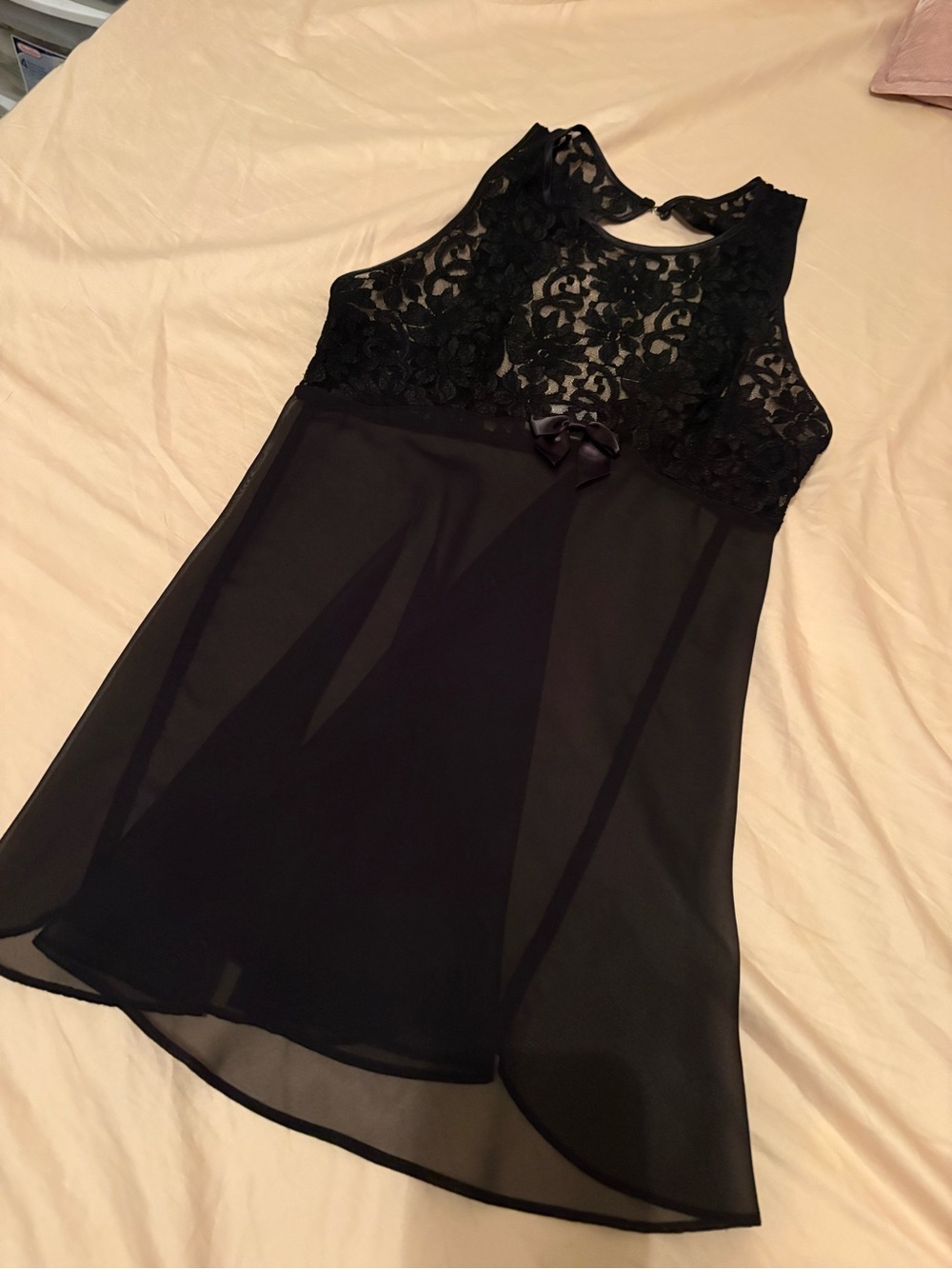 Vintage Medium California Dynasty Black Lace Babydoll Sheer nightgown